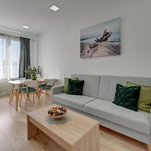 Old Town Korzenna By Downtown Apartament