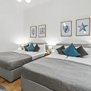 Close To Augarten, 5 Min Walk To U4 Friedensbruecke , Wiedeń Austria